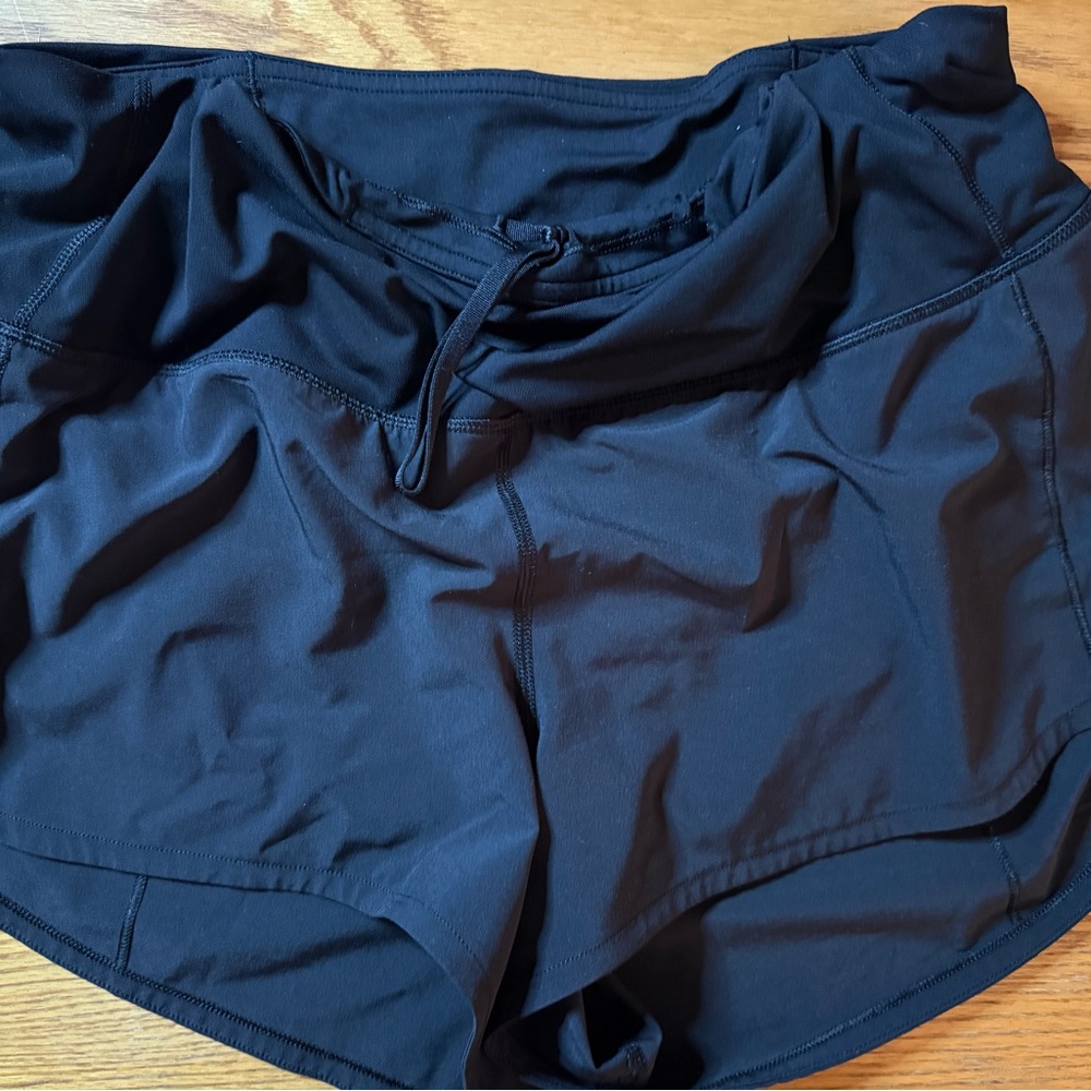 Lululemon Hotty Hot Lined Low Rise 2.5 Women's Black Athletic Shorts Size 8